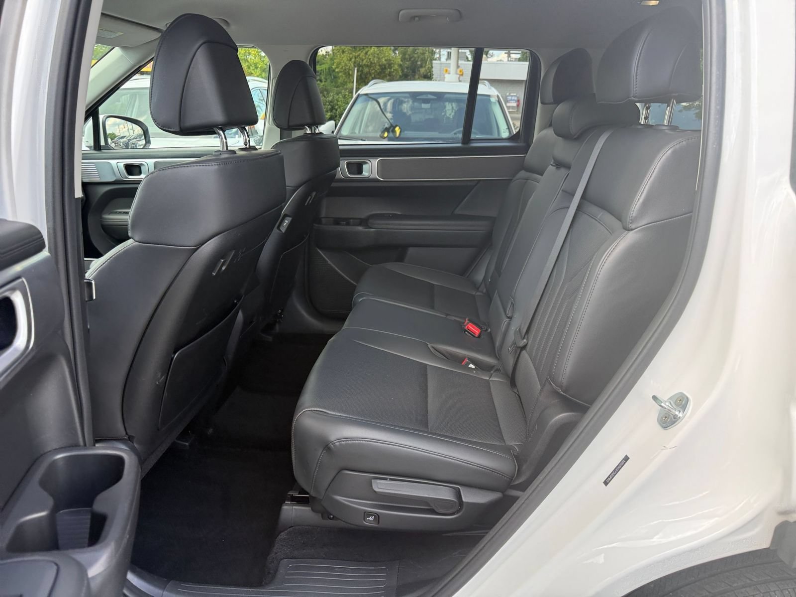 Used 2026 Hyundai Santa Fe SEL AWD/4WD image 27