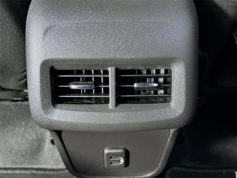 Certified 2024 GMC Terrain SLE w/ Driver Convenience Package FWD image 23