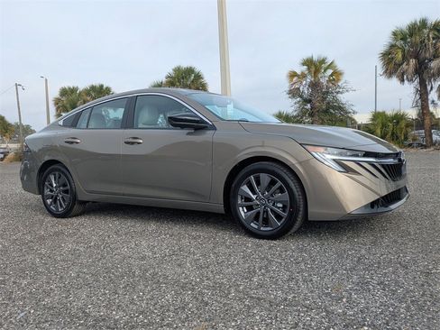 New 2026 Nissan Sentra SL w/ Floor Mat Package image 2