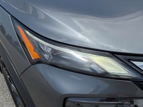 Used 2024 Nissan Rogue SV FWD image 10