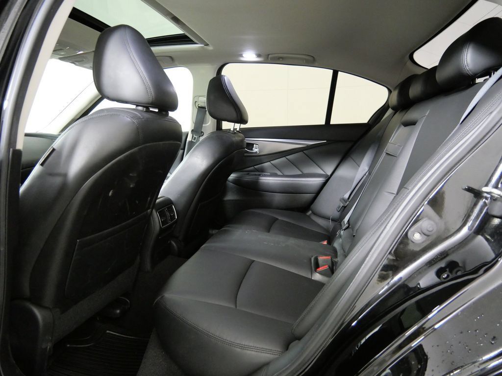 Used 2015 INFINITI Q50 Premium w/ Navigation Package AWD/4WD image 17