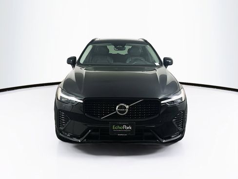 Used 2024 Volvo XC60 B5 Core w/ Climate Package image 2