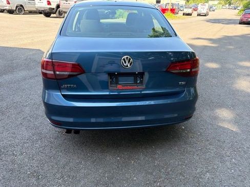 Used 2017 Volkswagen Jetta S FWD image 4