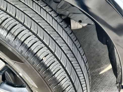 Certified 2026 Honda HR-V EX-L image 23