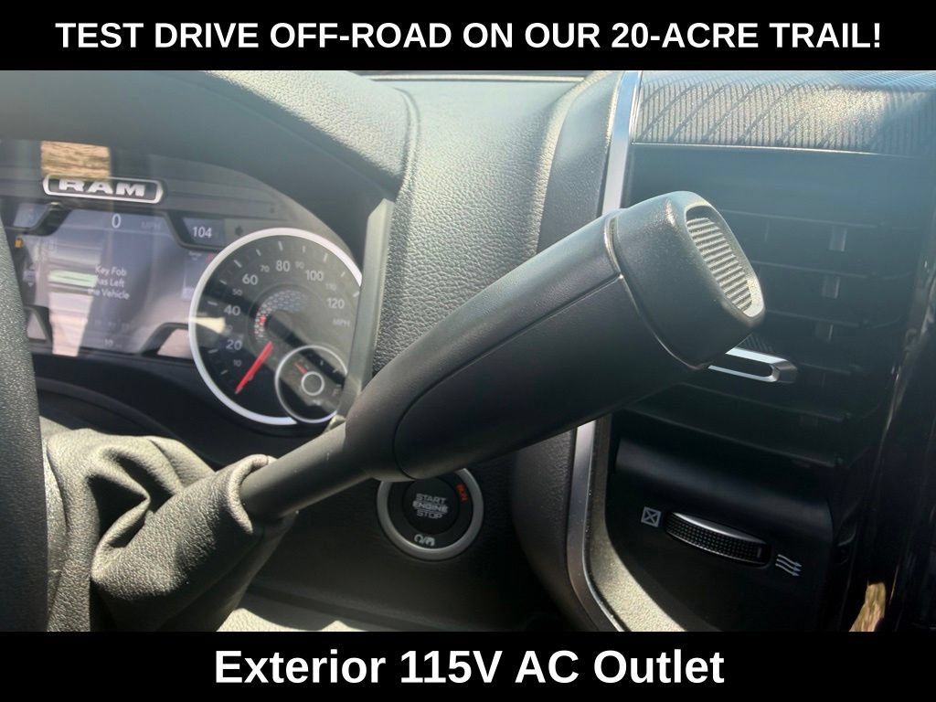 New 2026 RAM 2500 Big Horn AWD/4WD image 19