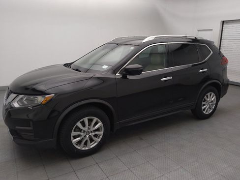 Used 2020 Nissan Rogue S w/ Special Edition Package FWD image 2