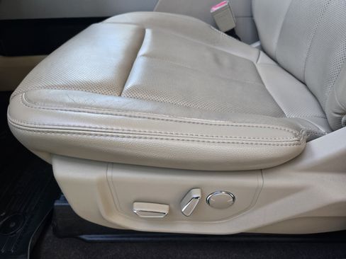 Certified 2018 Ford F150 Lariat w/ Equipment Group 502A Luxury RWD image 19