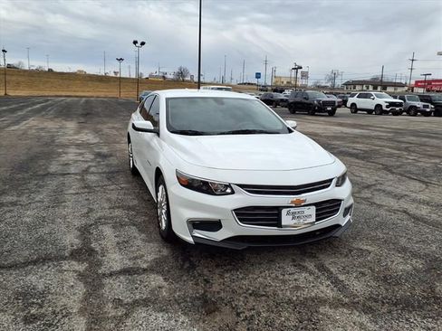 Used 2018 Chevrolet Malibu LS image 4