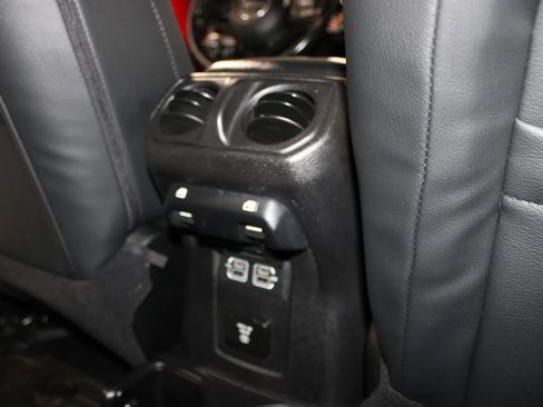 Used 2020 Jeep Wrangler Unlimited Sport S w/ Sun And Sound Package AWD/4WD image 32