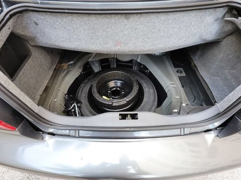 Used 2004 Volvo C70 HT FWD image 40