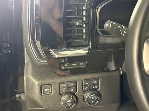 Used 2025 Chevrolet Silverado 1500 LTZ w/ Technology Package AWD/4WD image 20