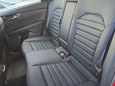 Used 2024 Kia Forte GT-Line w/ GT-Line Premium Package image 13