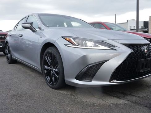 Used 2022 Lexus ES 350 F Sport image 4