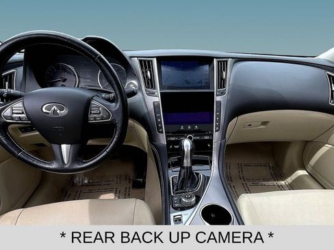 Used 2016 INFINITI Q50 Premium w/ Driver Assistance Package AWD/4WD image 7