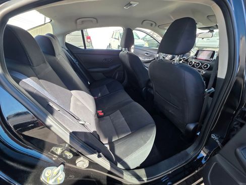Used 2024 Nissan Sentra SV FWD image 15