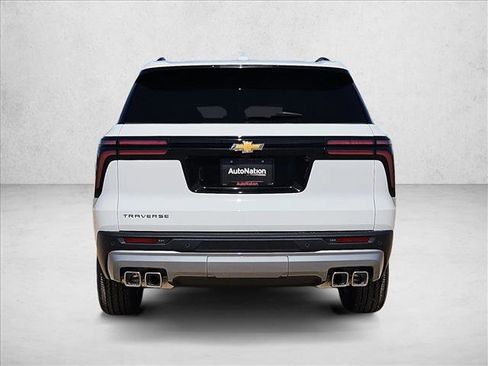 New 2026 Chevrolet Traverse LT w/ LPO, Floor Liner Package image 8