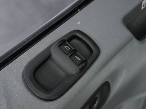 Used 2019 Ford Transit 250 148 Medium Roof image 34