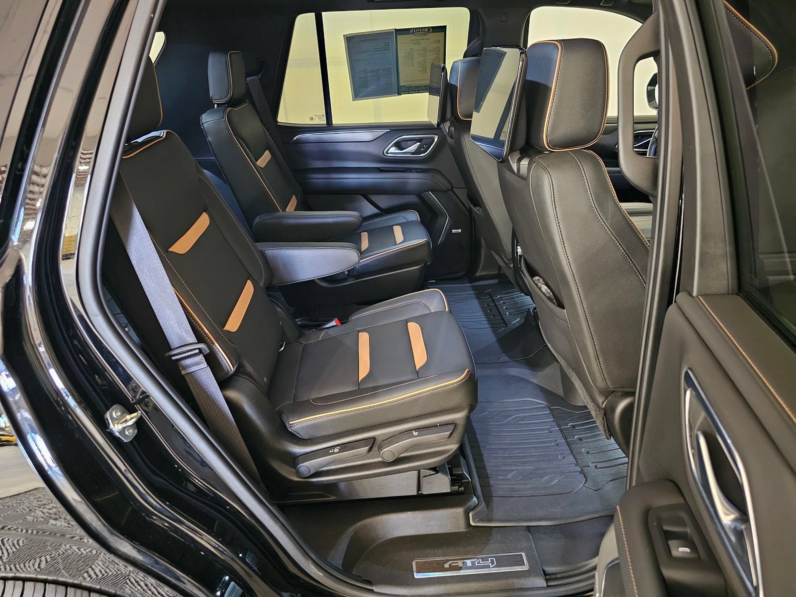 Used 2021 GMC Yukon AT4 w/ Rear Media and Nav Package AWD/4WD image 25