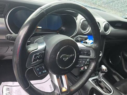 Used 2021 Ford Mustang GT Premium w/ Equipment Group 401A RWD image 7