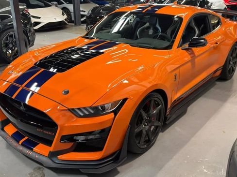 Used 2020 Ford Mustang Shelby GT500 w/ Carbon Fiber Track Pack RWD image 1