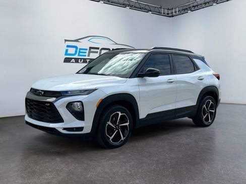 Used 2021 Chevrolet TrailBlazer RS w/ Sun and Liftgate Package image 7