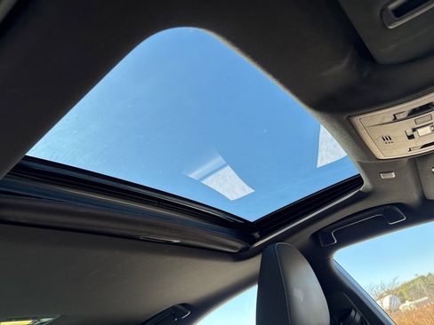 Used 2023 Lexus IS 350 F Sport image 39