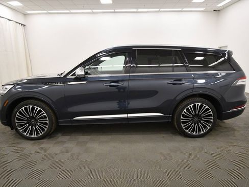 Used 2022 Lincoln Aviator Black Label w/ Dynamic Handling Package image 4