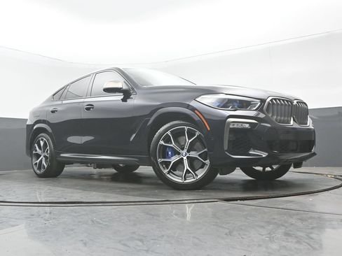 Used 2021 BMW X6 M50i w/ Executive Package AWD/4WD image 31