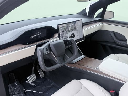 Used 2022 Tesla Model X AWD/4WD image 37