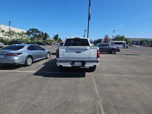 Used 2025 Ford F150 Lariat w/ Equipment Group 501A Mid AWD/4WD image 7
