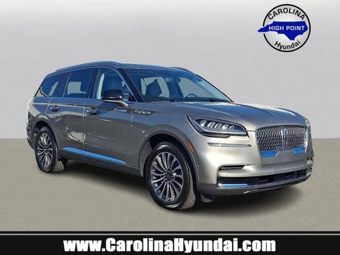 Used 2023 Lincoln Aviator Reserve w/ Equipment Group 201A image 1