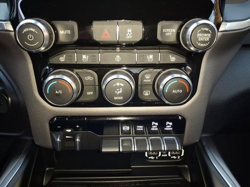 Used 2022 RAM 2500 Laramie image 7