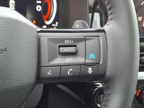 New 2026 Nissan Pathfinder SL w/ SL Premium Package AWD/4WD image 19