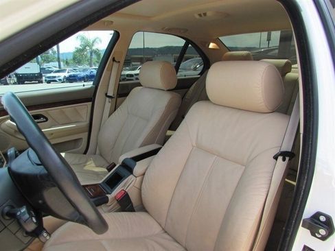 Used 2000 BMW 528i Sedan RWD image 11