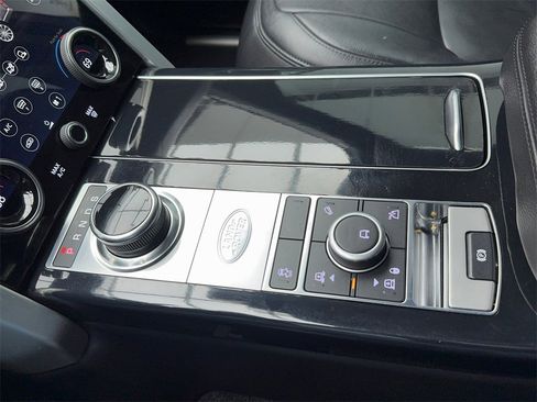 Used 2019 Land Rover Range Rover image 33