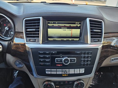 Used 2014 Mercedes-Benz GL 350 BlueTEC 4MATIC image 19