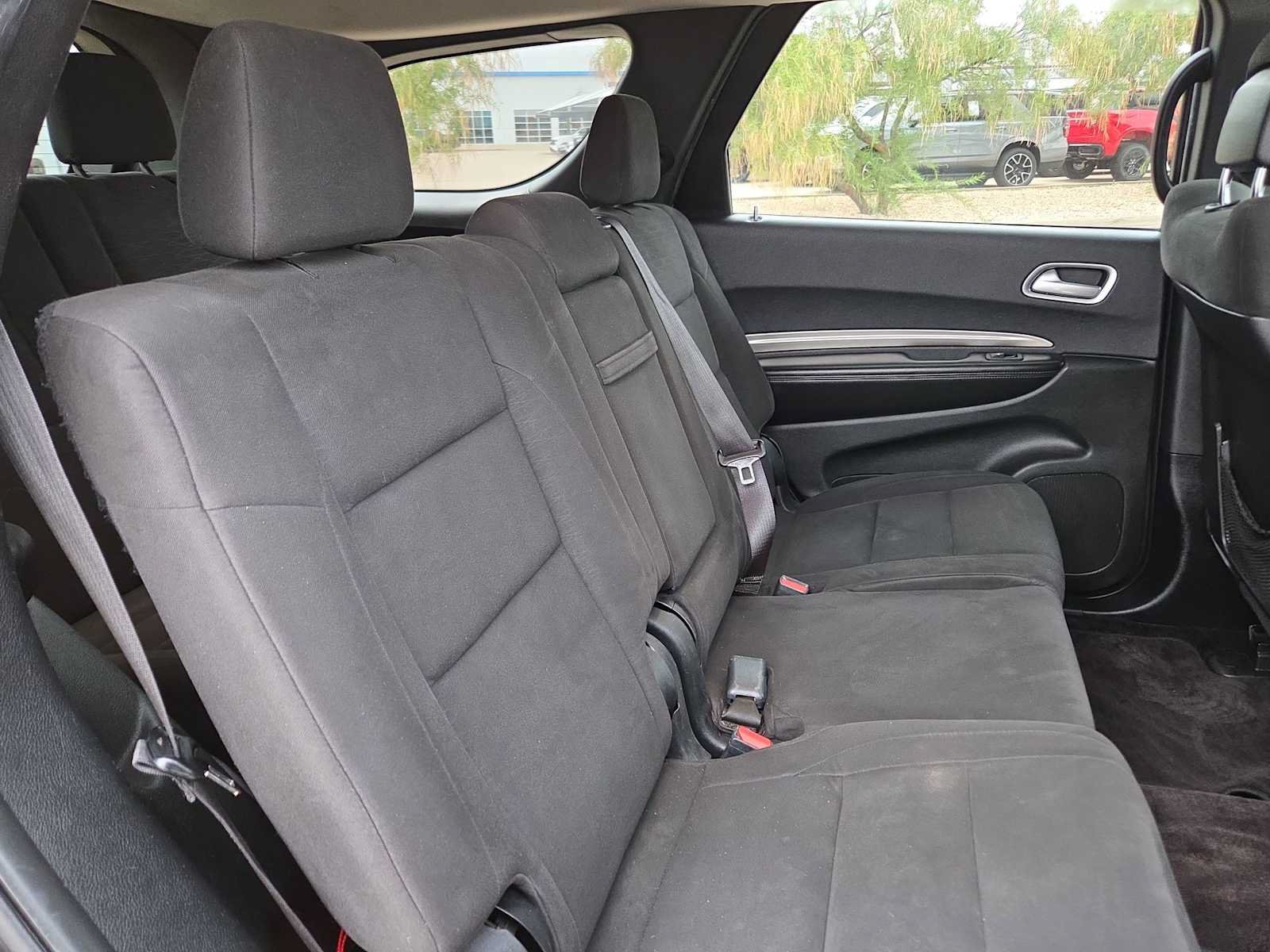 Used 2019 Dodge Durango SXT w/ 3rd Row Seating Group RWD image 17