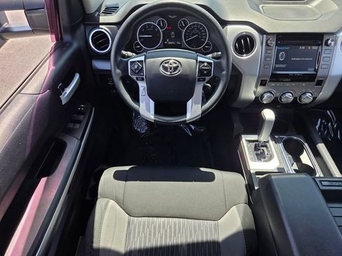 Used 2017 Toyota Tundra SR5 w/ SR5 Upgrade Package RWD image 12
