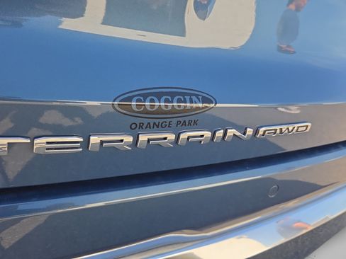 Used 2026 GMC Terrain Denali AWD/4WD image 32