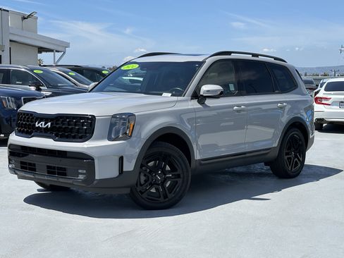 Certified 2024 Kia Telluride SX X-Line AWD/4WD image 2