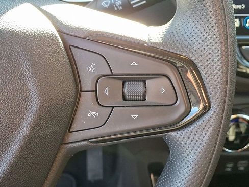 Used 2021 Chevrolet TrailBlazer LT w/ Convenience Package image 27