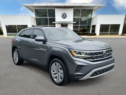 Used 2023 Volkswagen Atlas Cross Sport SE w/ Panoramic Sunroof Package