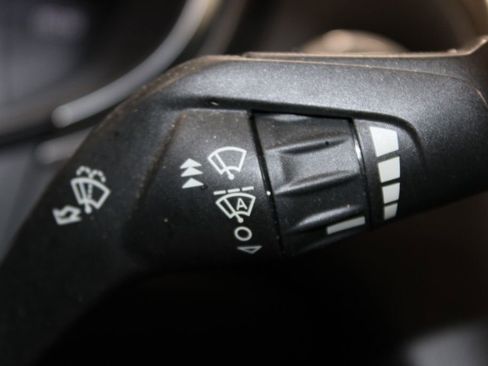 Used 2020 Ford Fusion SE image 24