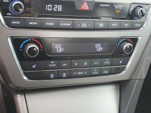 Used 2016 Hyundai Sonata Sport w/ Option Group 03 image 24