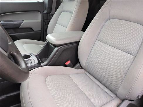 Used 2020 Chevrolet Colorado W/T w/ WT Convenience Package image 15