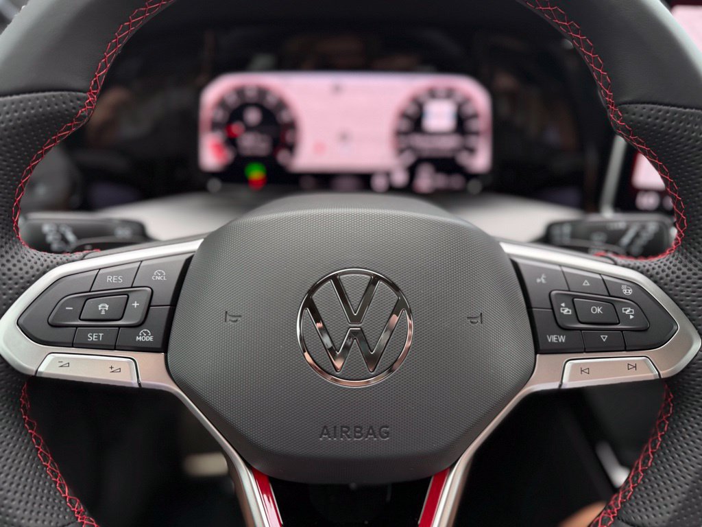 New 2026 Volkswagen GTI SE FWD image 10