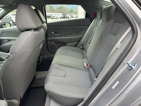 New 2026 Hyundai Elantra SE image 10