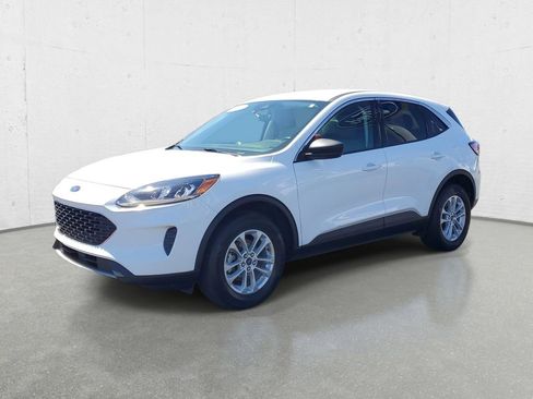 Used 2022 Ford Escape SE w/ Cold Weather Package AWD/4WD image 4