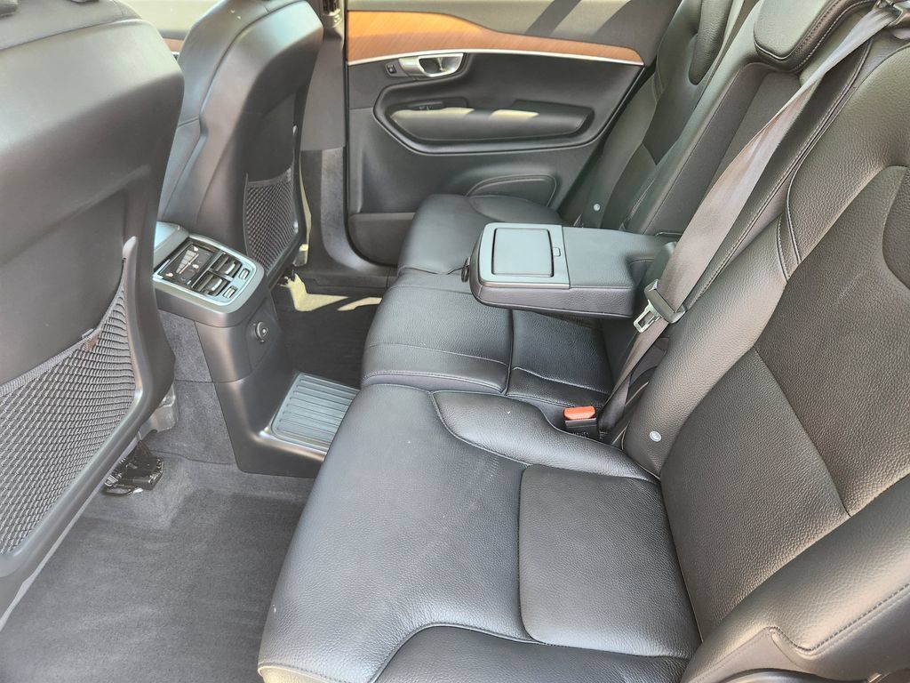 Used 2023 Volvo XC90 T8 Plus w/ Protection Package AWD/4WD image 19