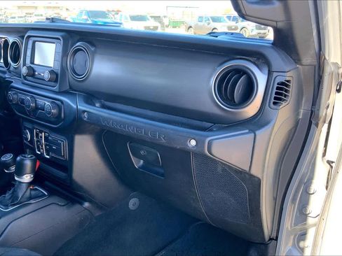 Used 2019 Jeep Wrangler Unlimited Sport S image 19